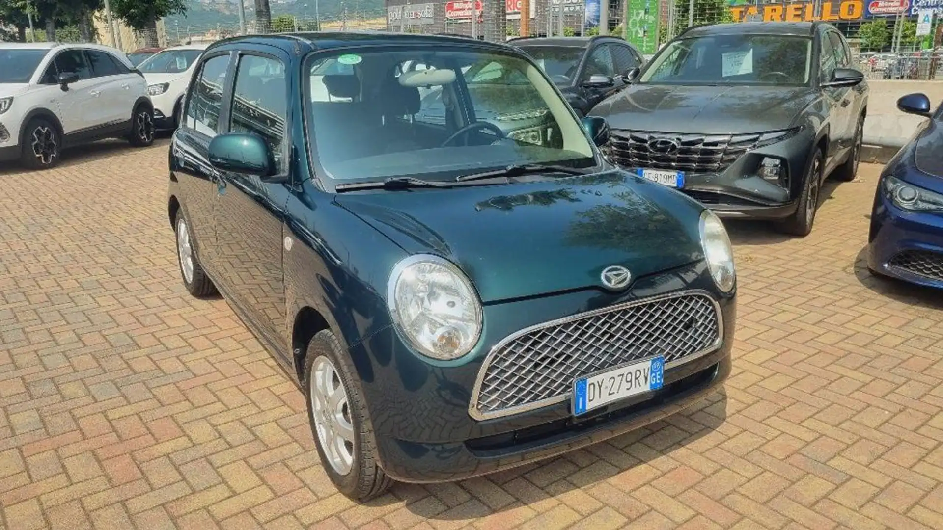 Daihatsu Trevis 1.0 Зелений - 2