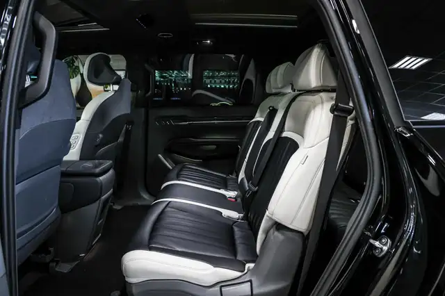 Kia Ev9 view 9