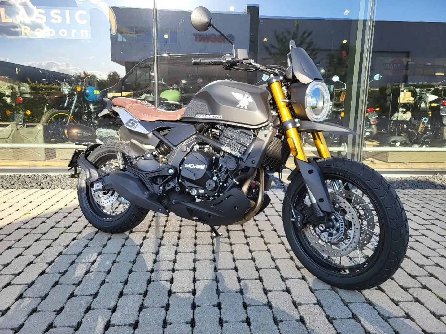 Moto Morini Seiemmezzo SCR 650 Zwart - 1