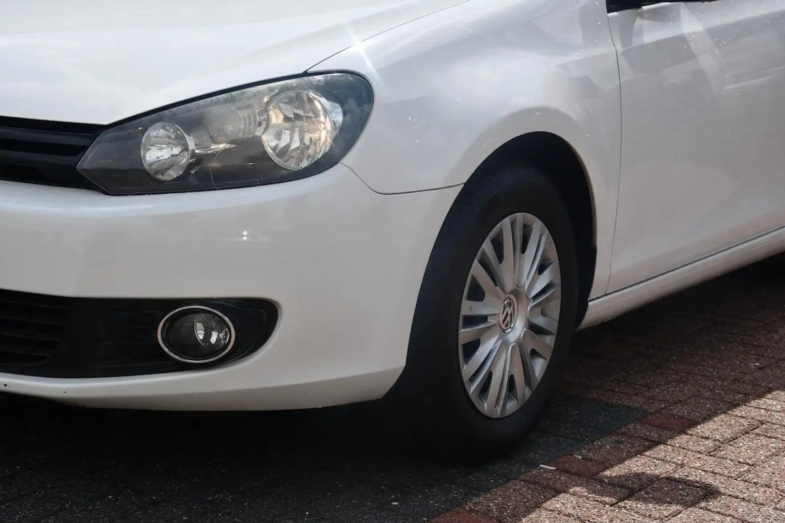 Volkswagen Golf 1.4 Easyline Airco|Elektrische ramen|New APK Wit - 2