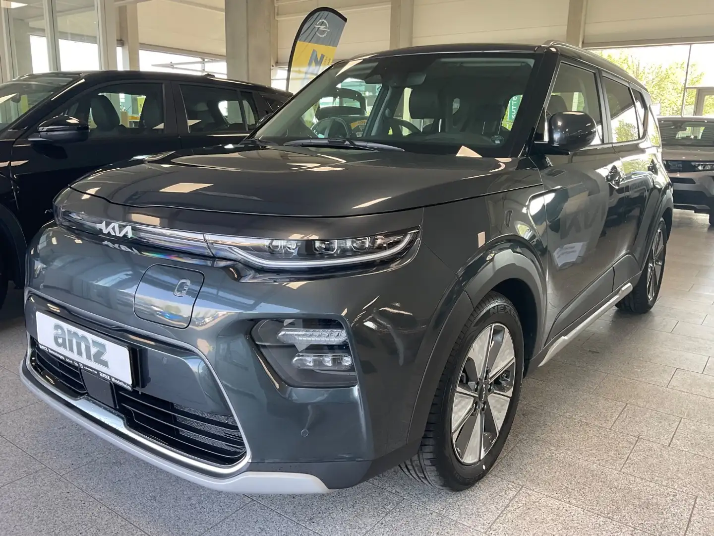 Kia Soul e- (64kWh) Inspiration *Voll*Glasdach*4xSHZ Szürke - 2