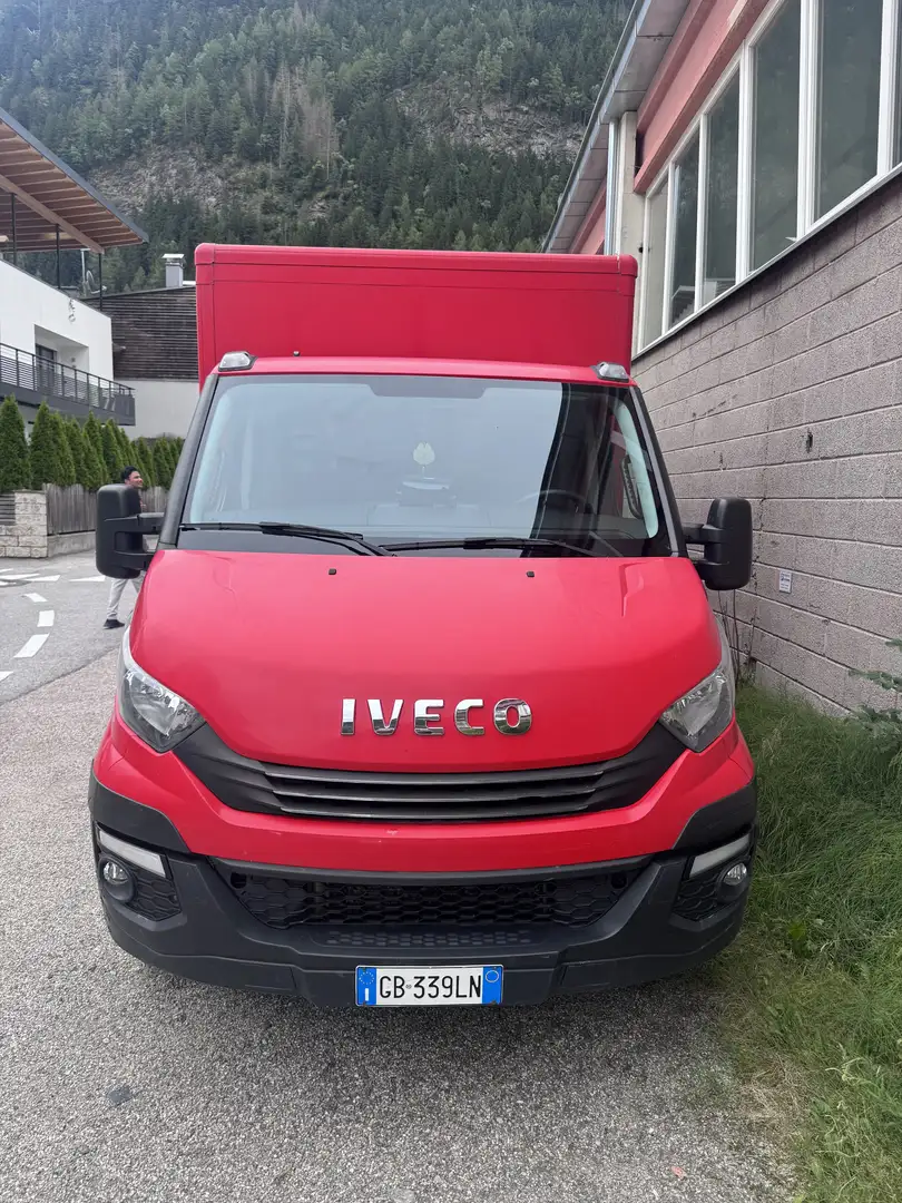 Iveco Daily automatico con sponda idraulica Rosso - 1