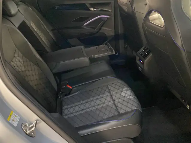 Volkswagen Tiguan view 14