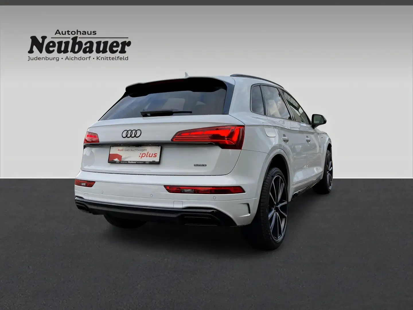 Audi Q5 40 TDI quattro S line Weiß - 2