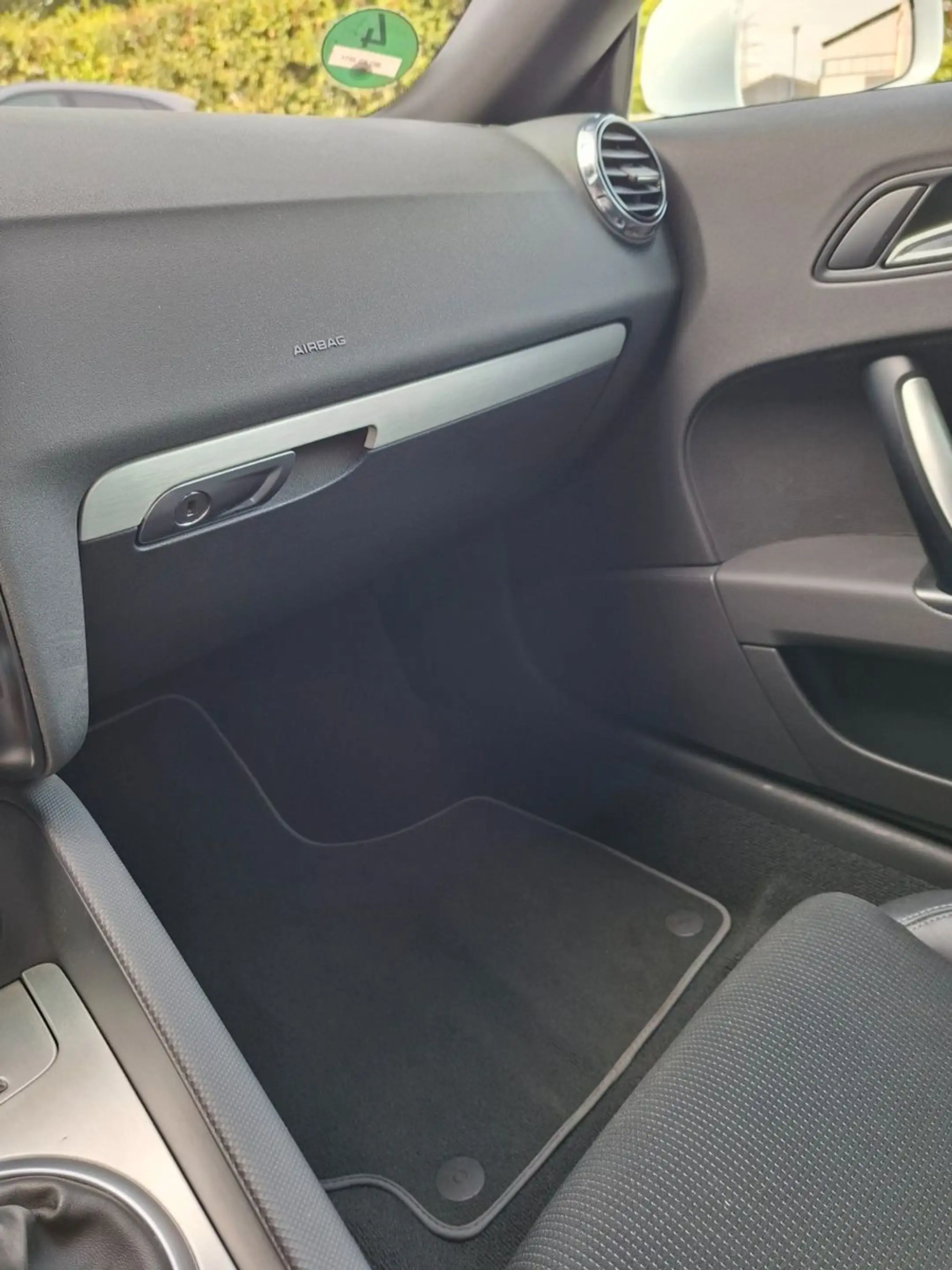 Audi TT Coupe/Roadster 1.8 TFSI Roadster — photo 9