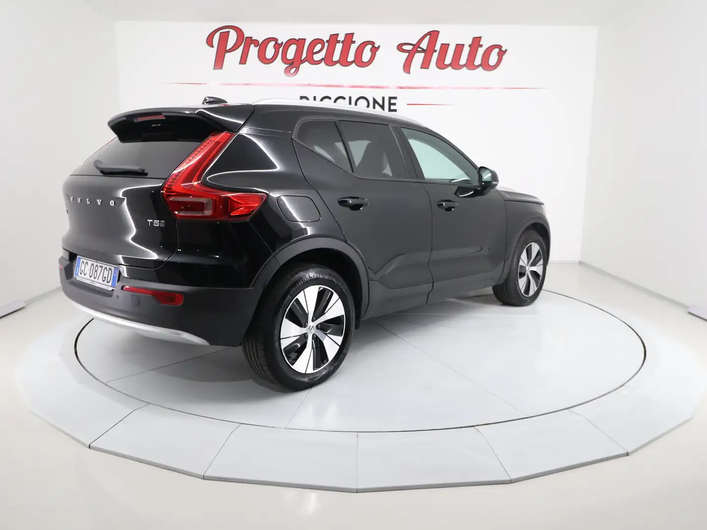 Volvo XC40 XC40 1.5 t5 phev Inscription Expression auto TETTO Negru - 2