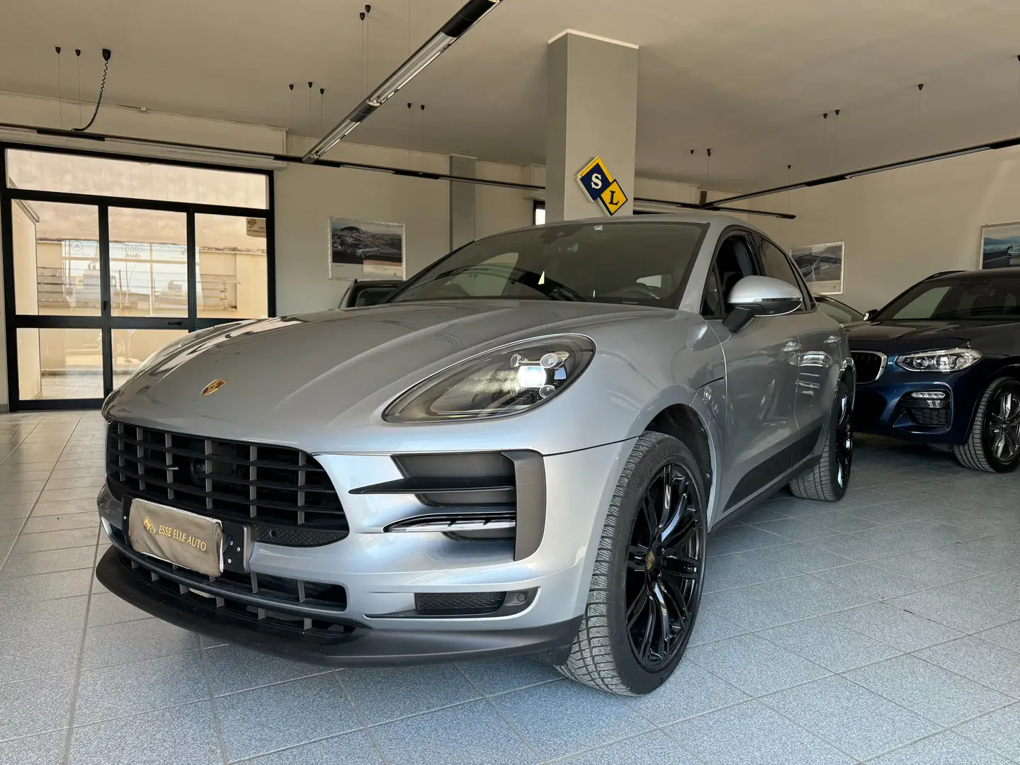 Porsche Macan 2.0 245cv pdk Argento - 1