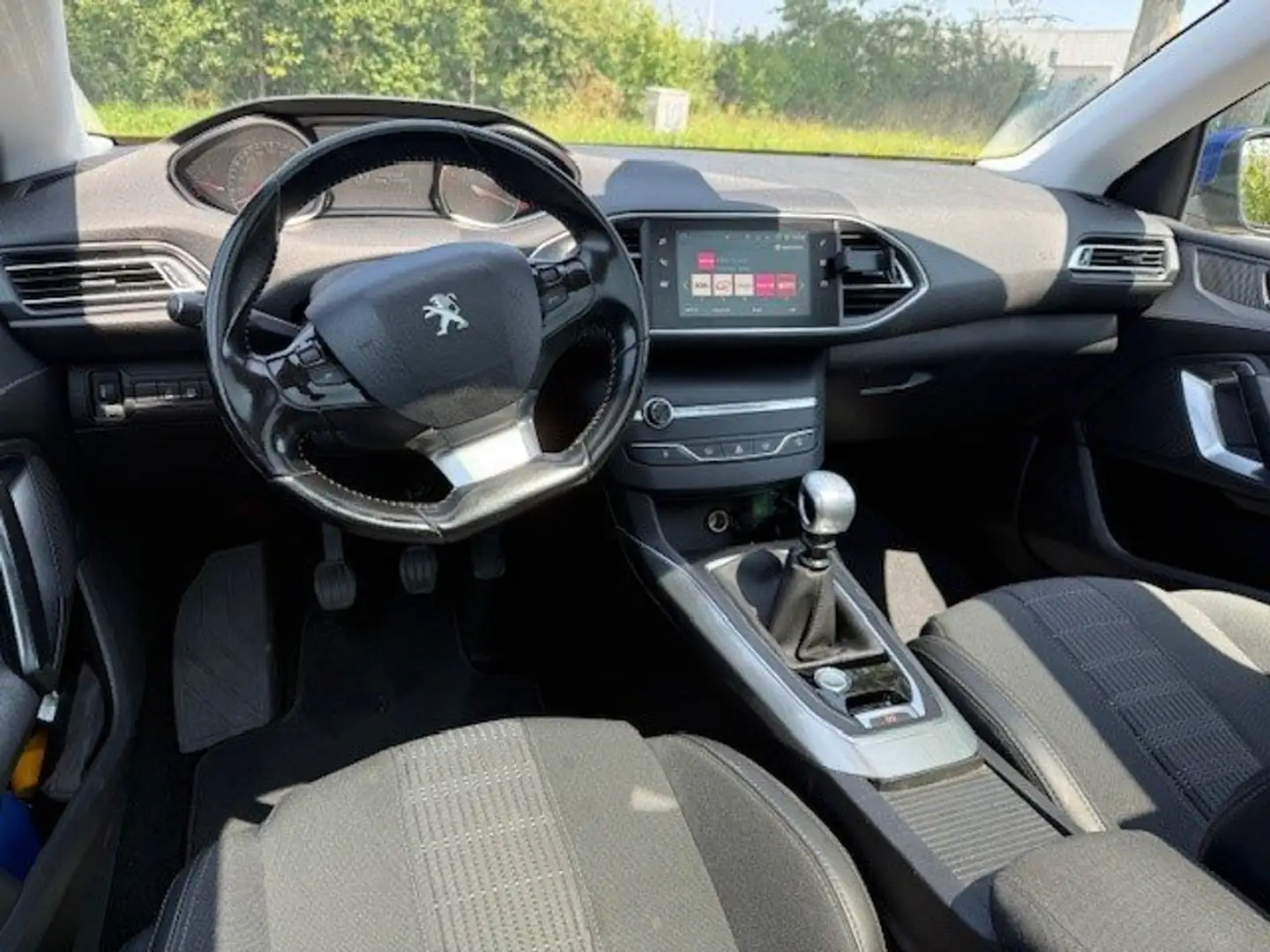 Peugeot 308 308 1.2 PureT.Blue - nieuwe distributie - remschij Blauw - 2