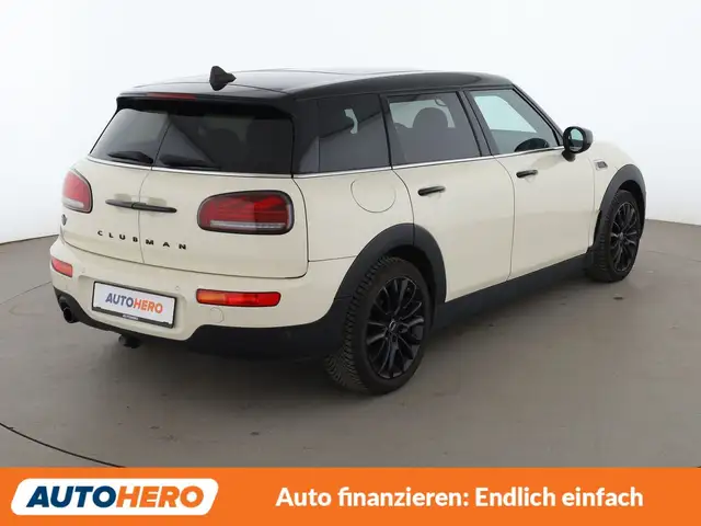 Mini Clubman view 6
