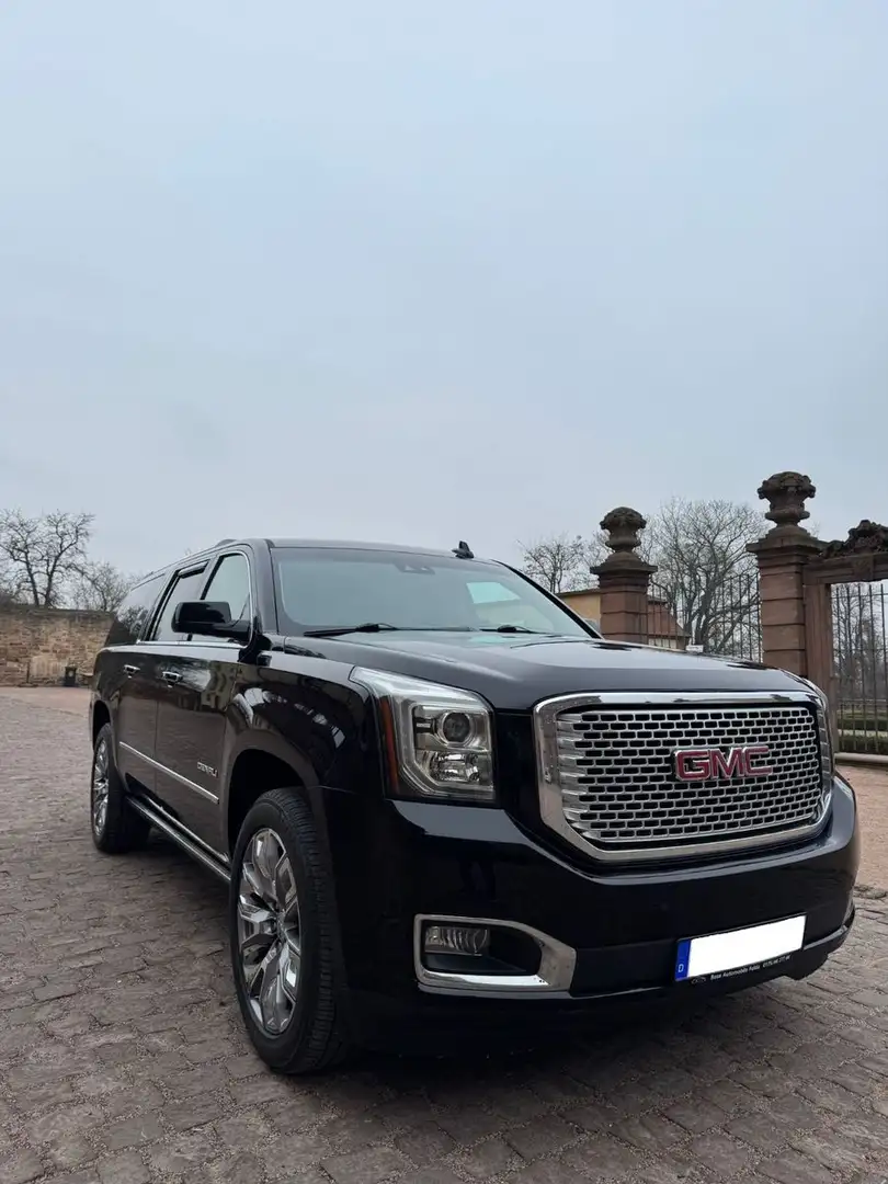 GMC Yukon 6.2 V8 DENALI XL LANG 7 Sitzer 19% Mrwst. Schwarz - 1