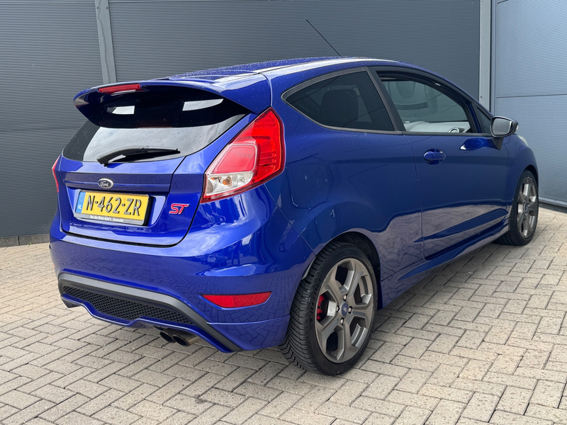 Ford Fiesta 1.6 ST2 / Nw Riem / Recaro / Led — photo 4