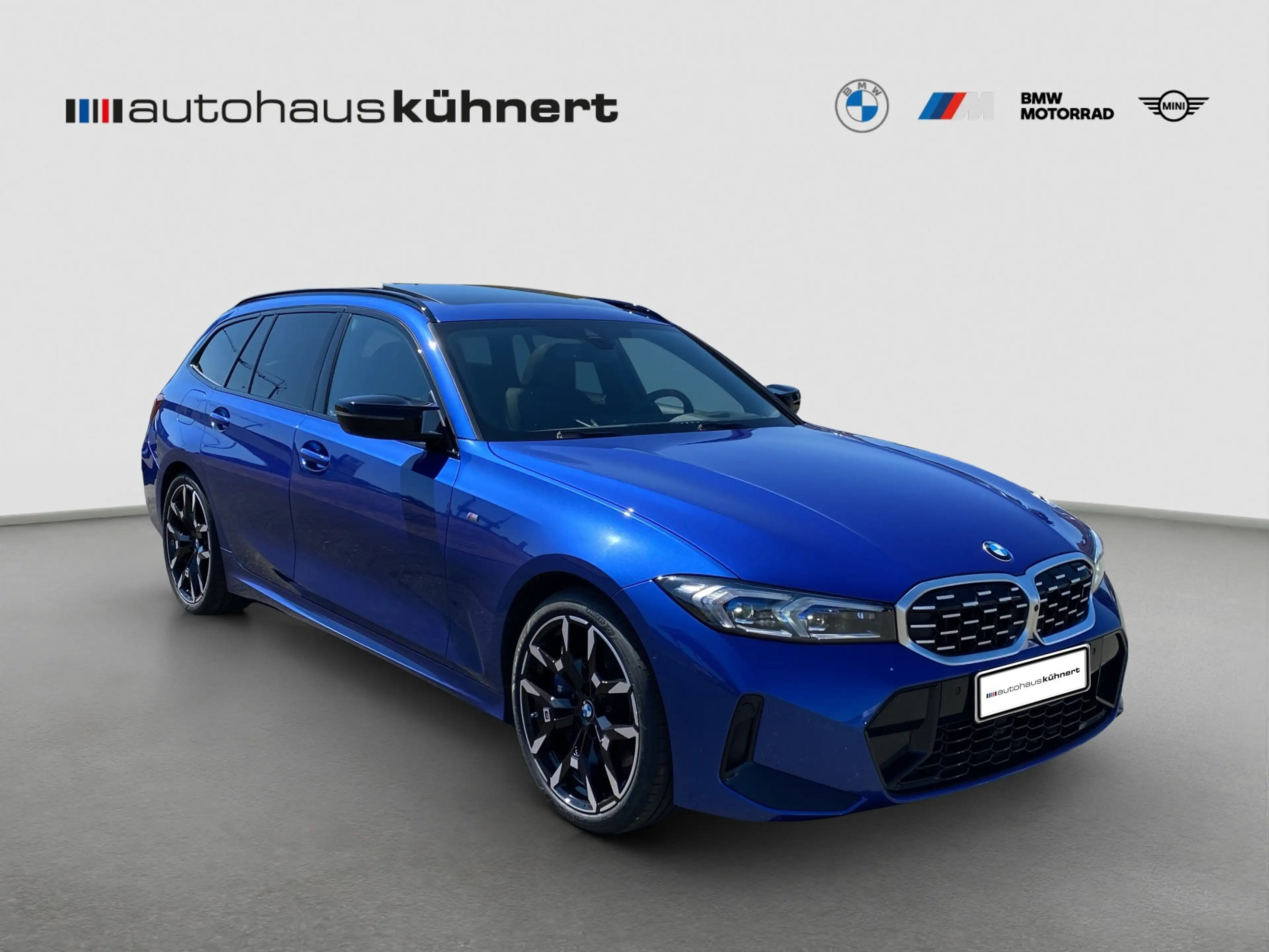 BMW M3 xDrive Touring //M-Sport PanoSD AHK 360° Hifi — photo 9