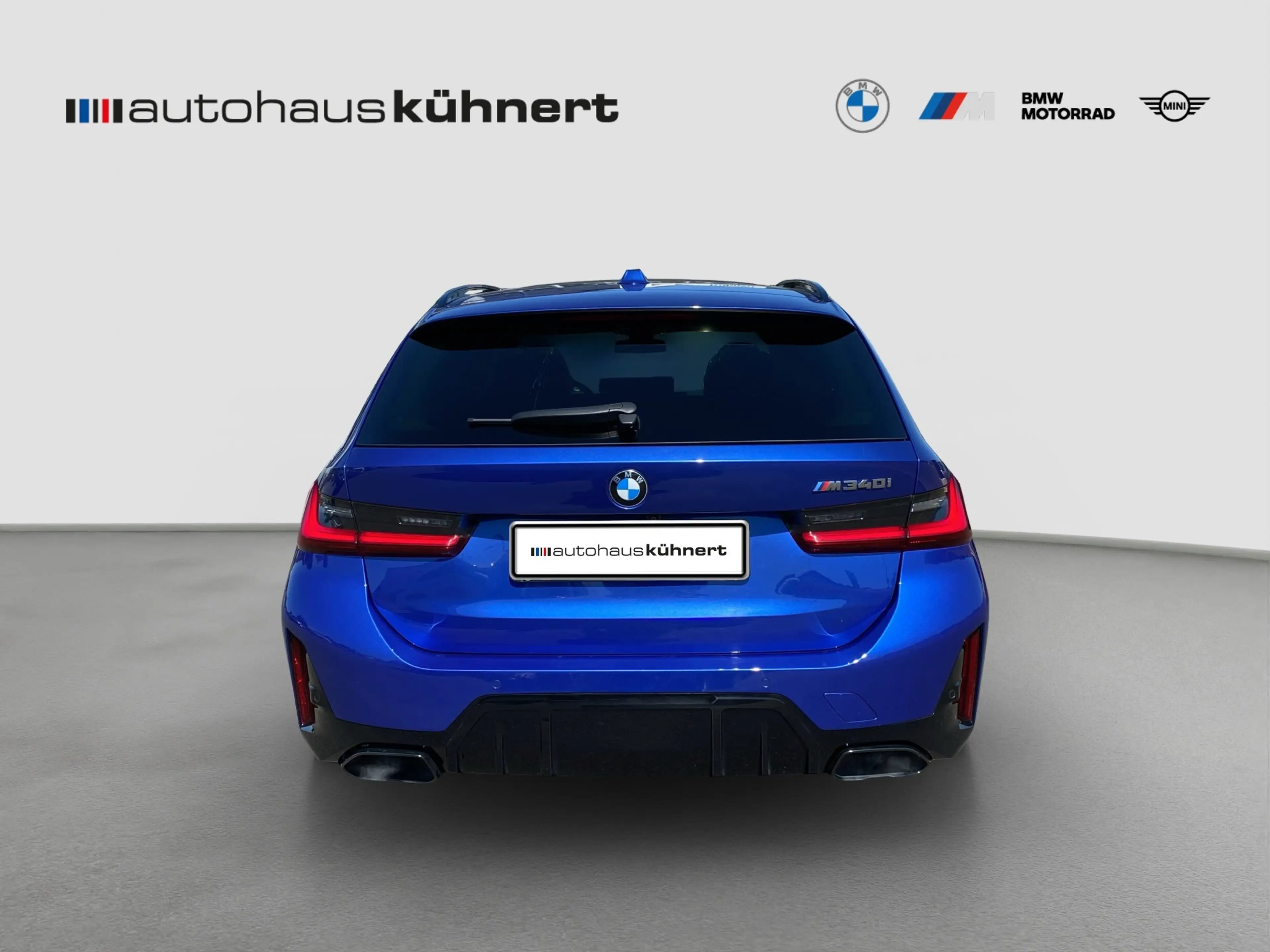 BMW M3 xDrive Touring //M-Sport PanoSD AHK 360° Hifi — photo 6
