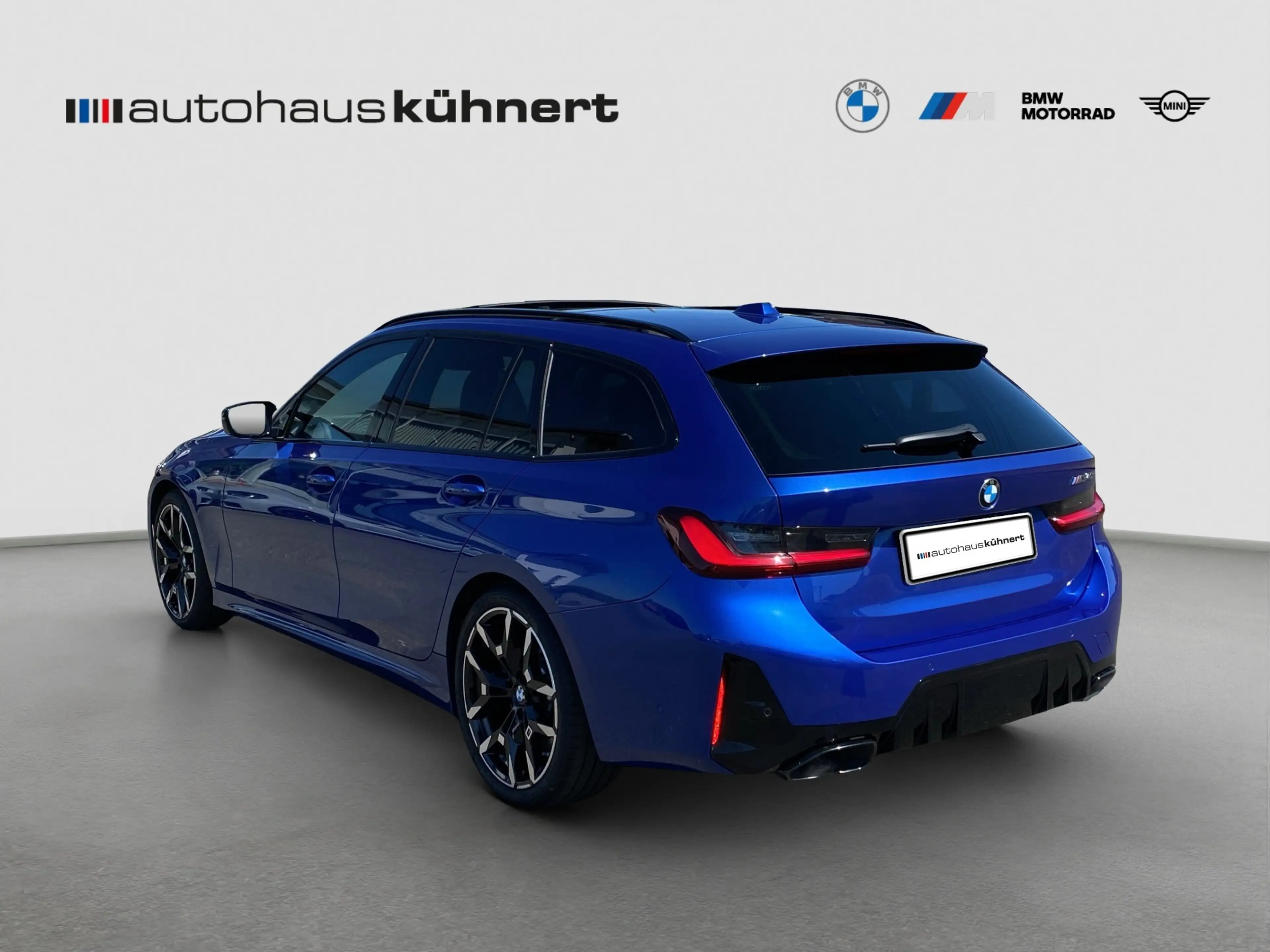 BMW M3 xDrive Touring //M-Sport PanoSD AHK 360° Hifi — photo 5
