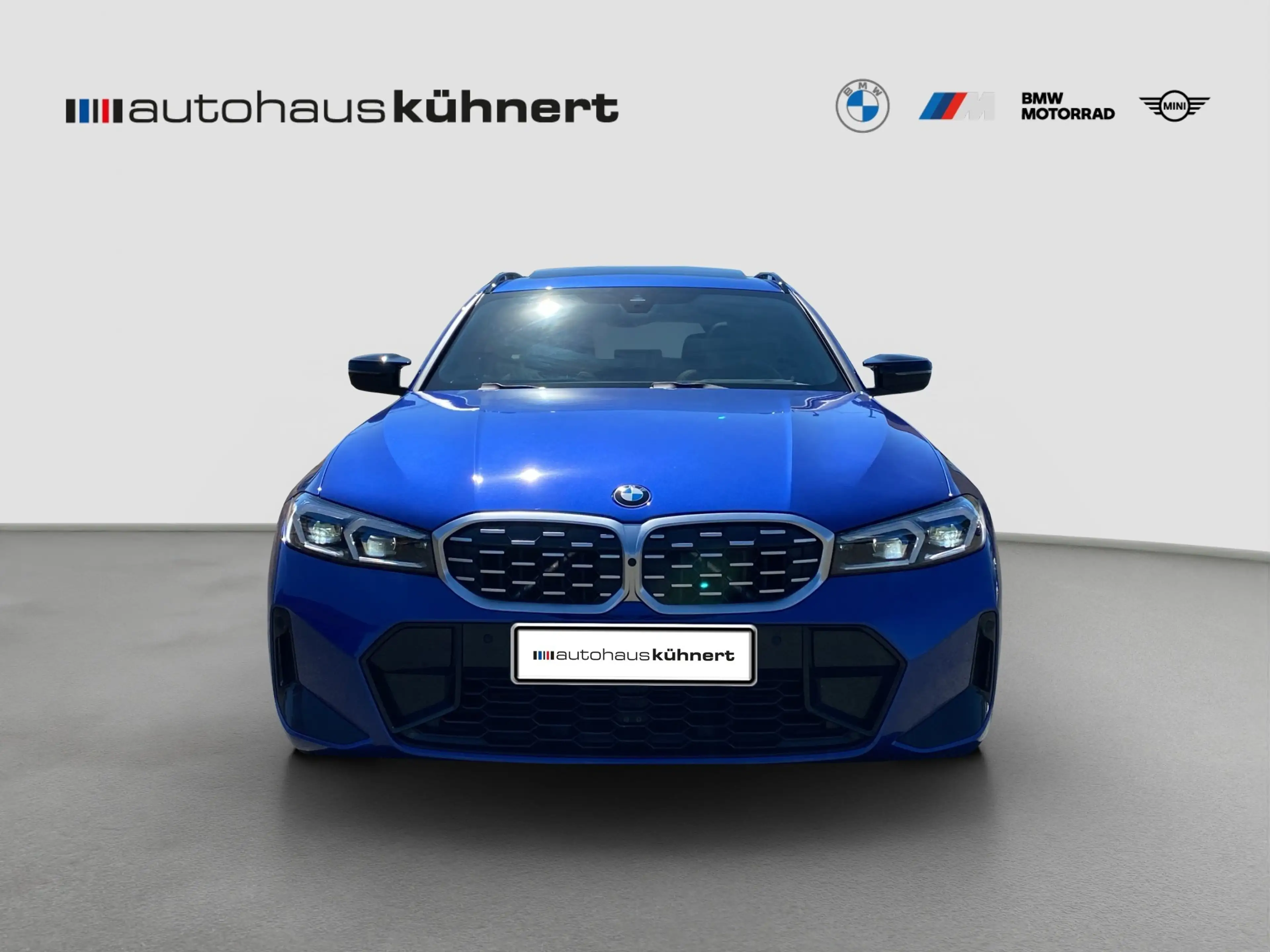 BMW M3 xDrive Touring //M-Sport PanoSD AHK 360° Hifi — photo 3