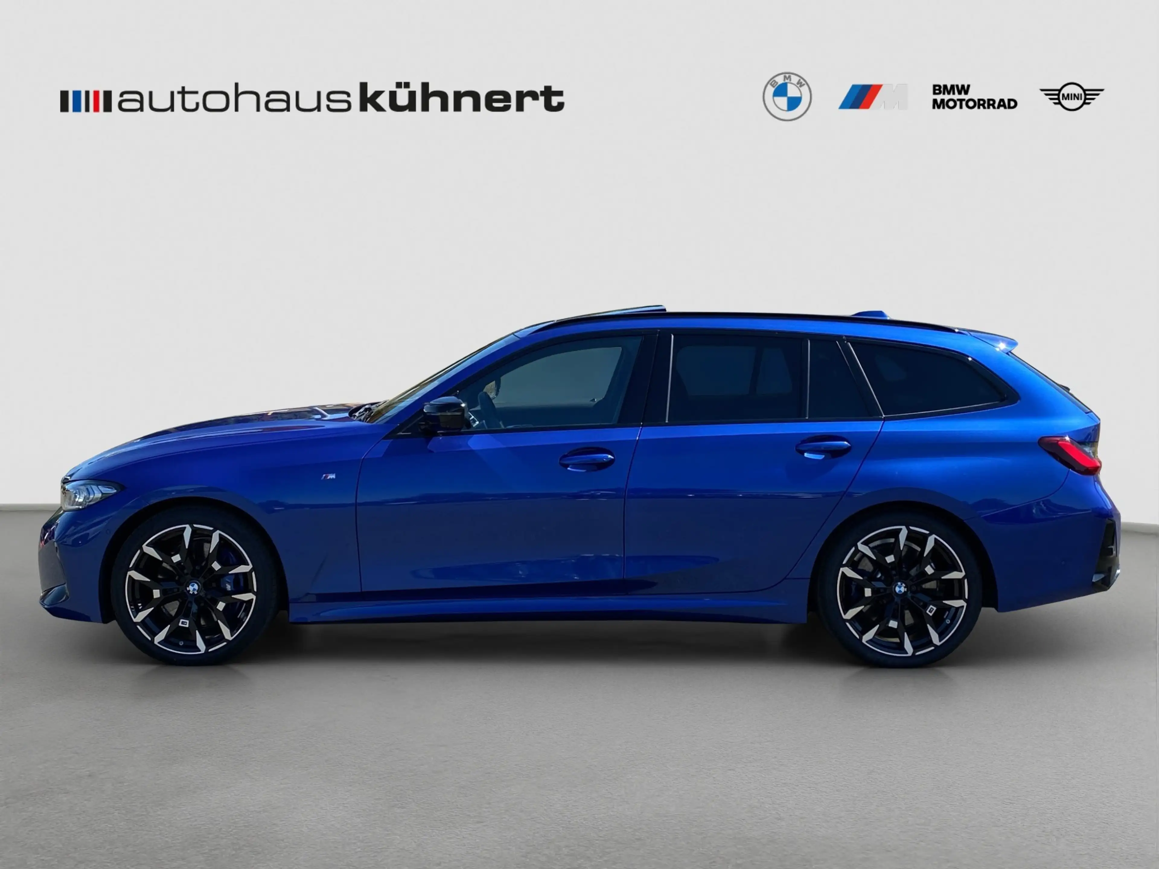 BMW M3 xDrive Touring //M-Sport PanoSD AHK 360° Hifi — photo 4