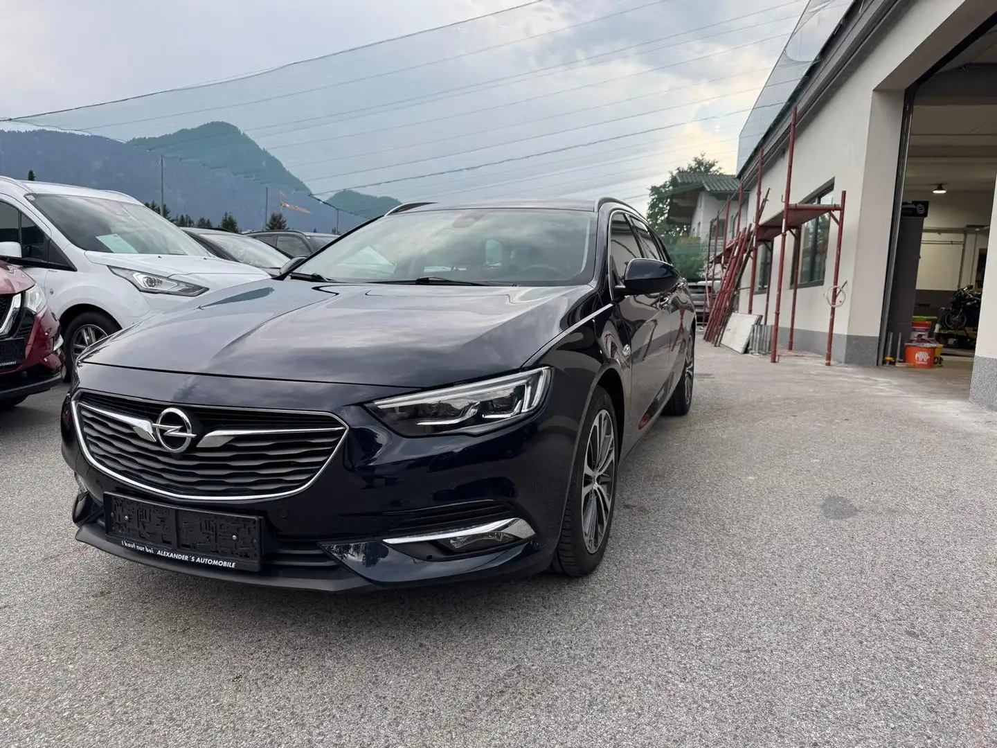 Opel Insignia Innovation Blau - 1