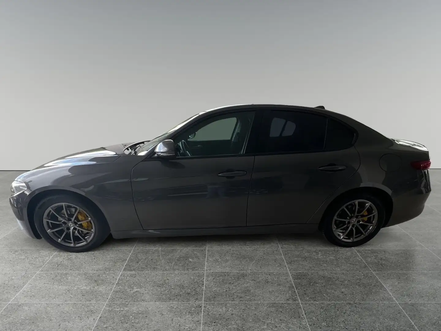 Alfa Romeo Giulia Giulia 2020 2.2 Executive 160cv auto Grigio - 2