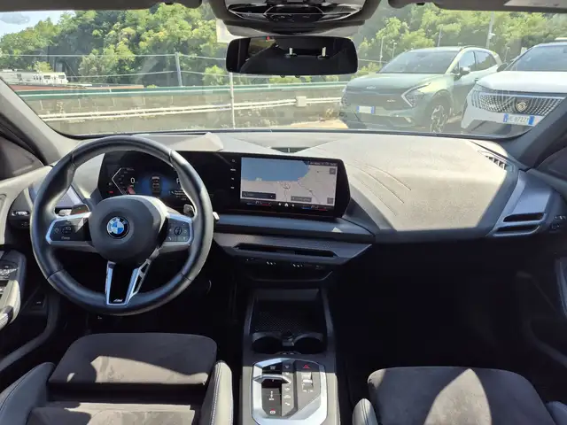 BMW 1 Series view 8