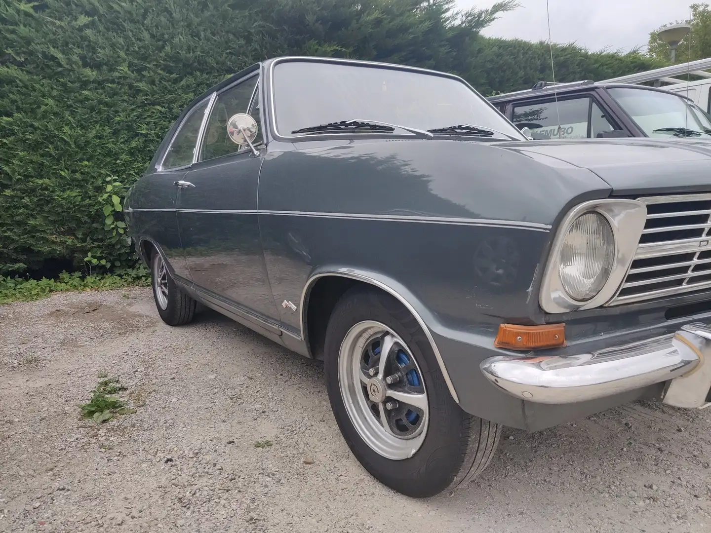 Opel Kadett Gris - 2