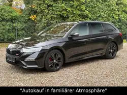 Skoda Octavia Combi RS STANDH.+AHK+ACC+DCC+HuD