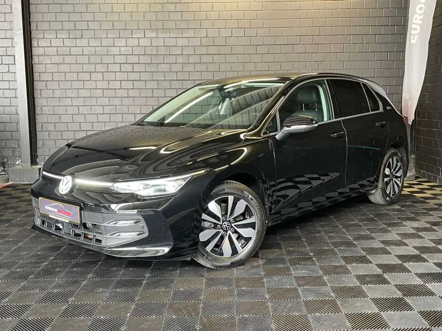 Volkswagen Golf 8 phase 2 Life GOAL 2.0 TDI DSG7 150 CV ** A Noir - 1