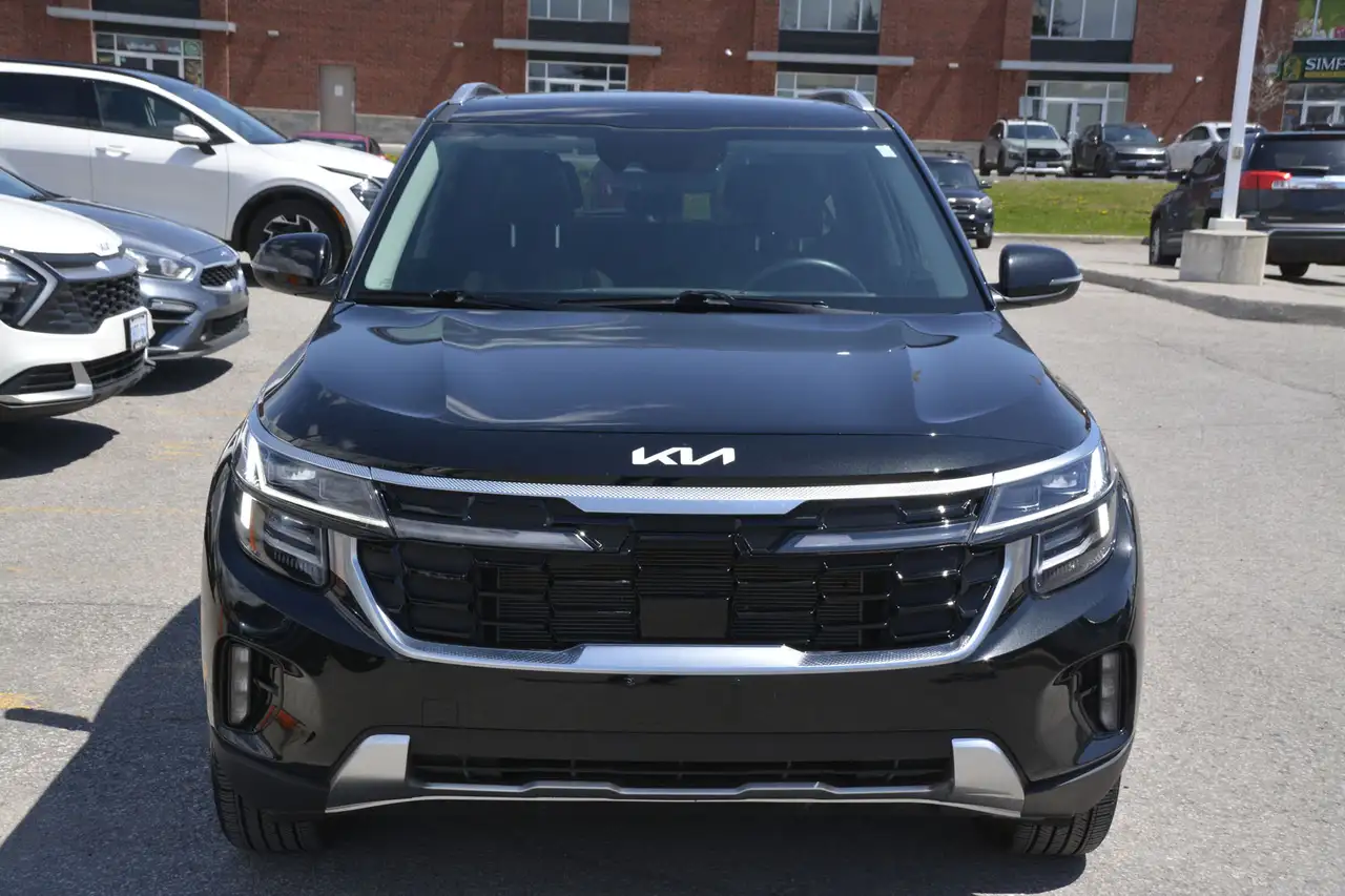 Kia Seltos снимка Kia Seltos
