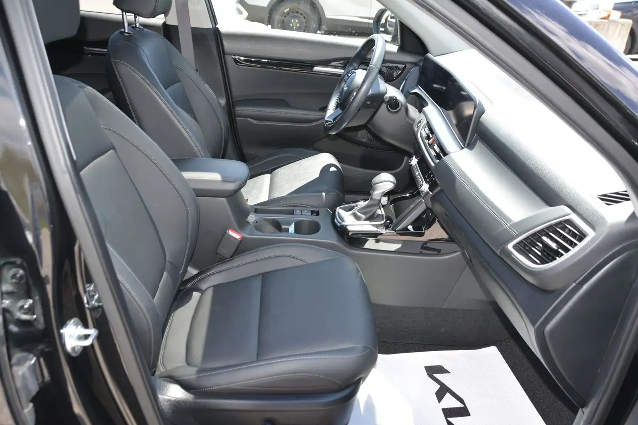 Kia Seltos снимка Kia Seltos