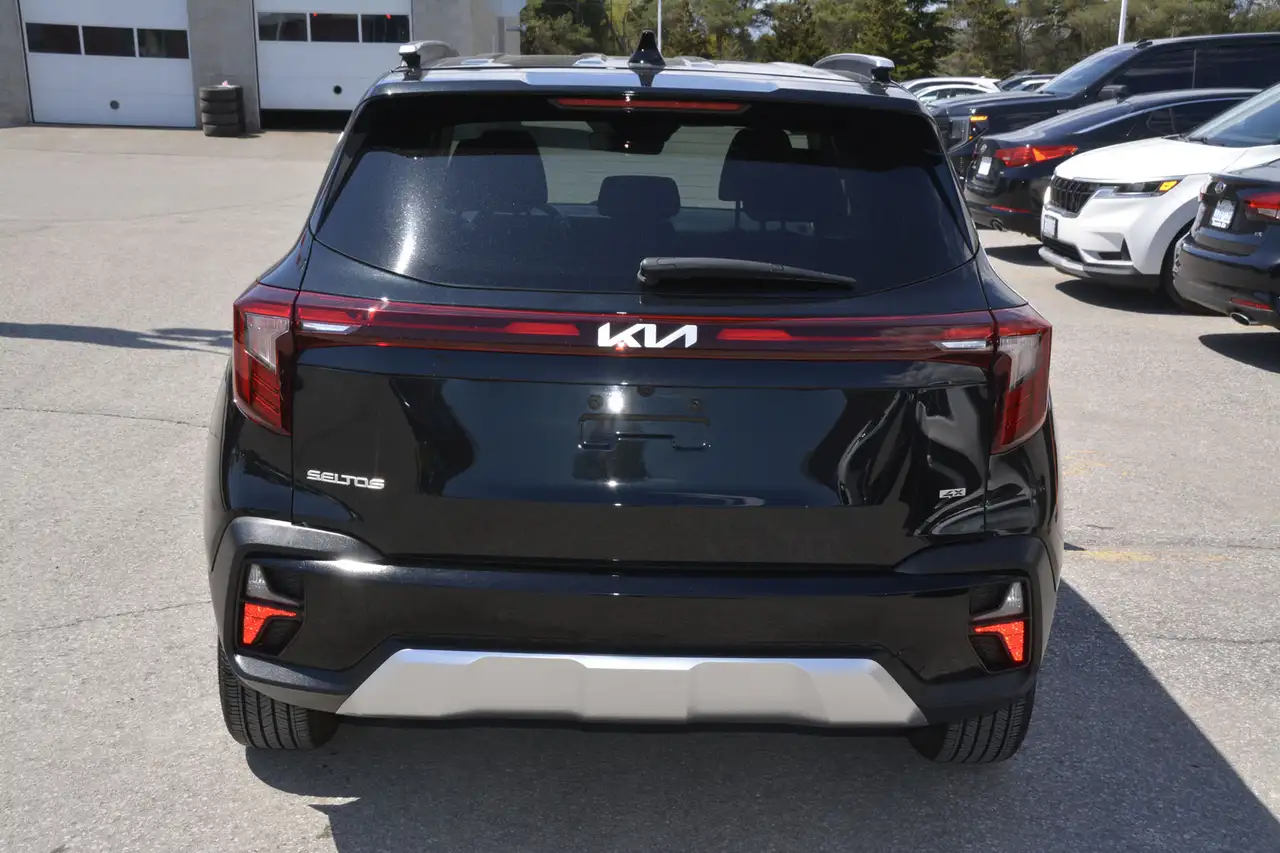 Kia Seltos снимка Kia Seltos