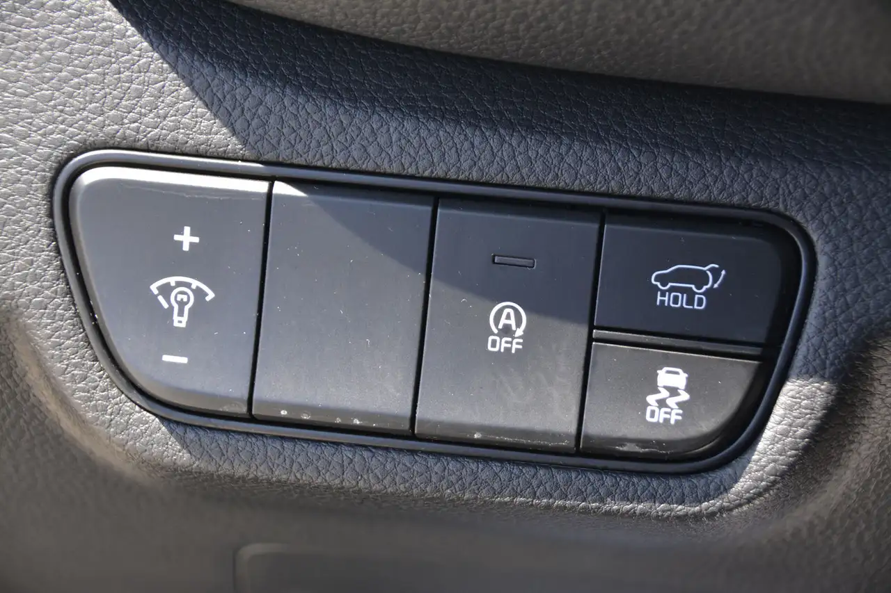 Kia Seltos снимка Kia Seltos
