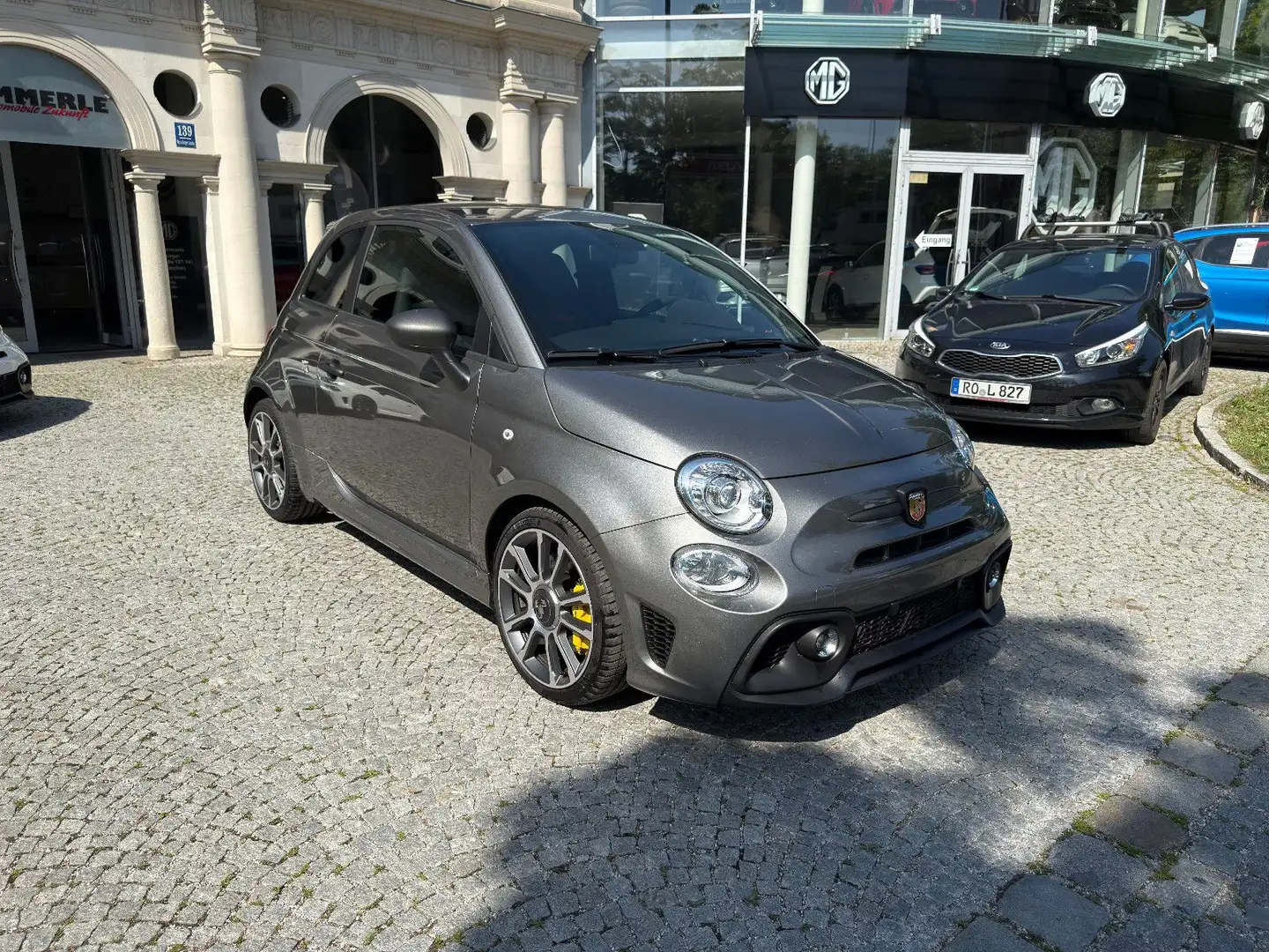 Abarth 695 1.4 T-Jet 132 kW*Beats*Xenon*Sabelt* Grau - 2