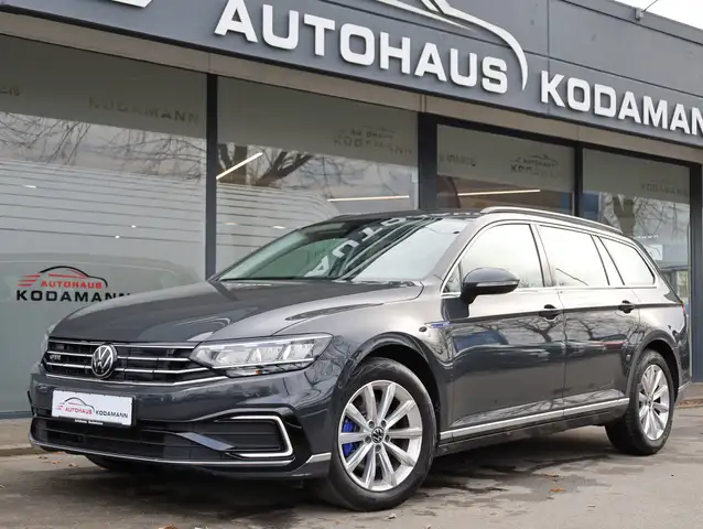 Volkswagen Passat Variant GTE*Kamera*Side*SHZ*Navi*ACC*AHK*