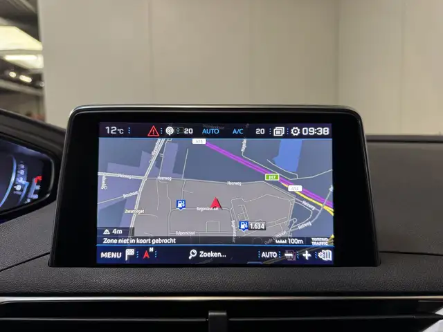 Peugeot 3008 view 14