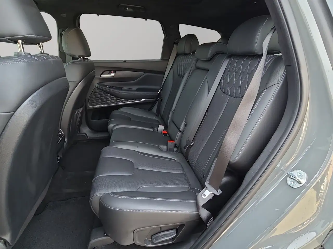 Hyundai SANTA FE снимка Hyundai SANTA FE