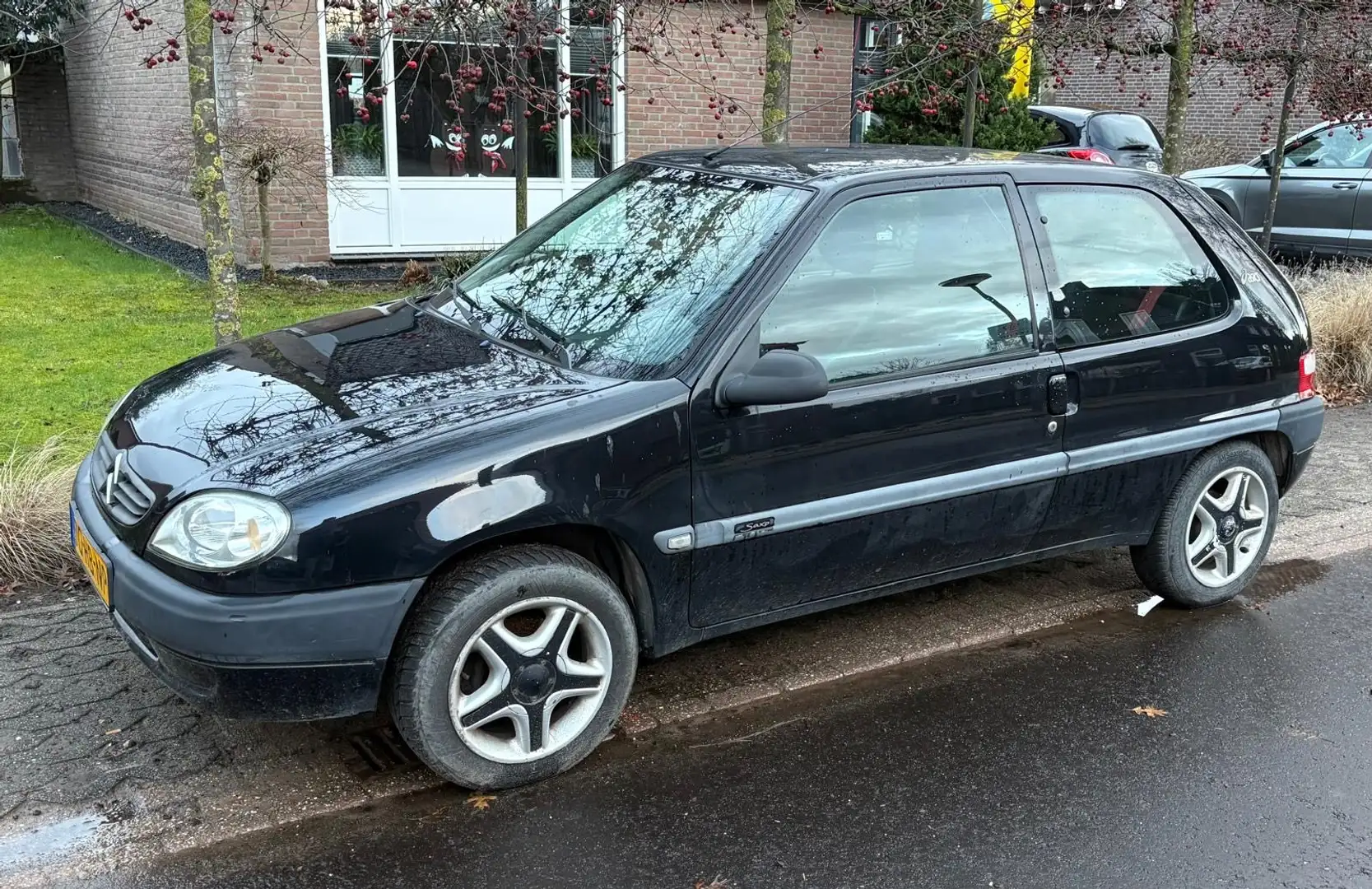 Citroen SAXO 1.1 Negro - 2