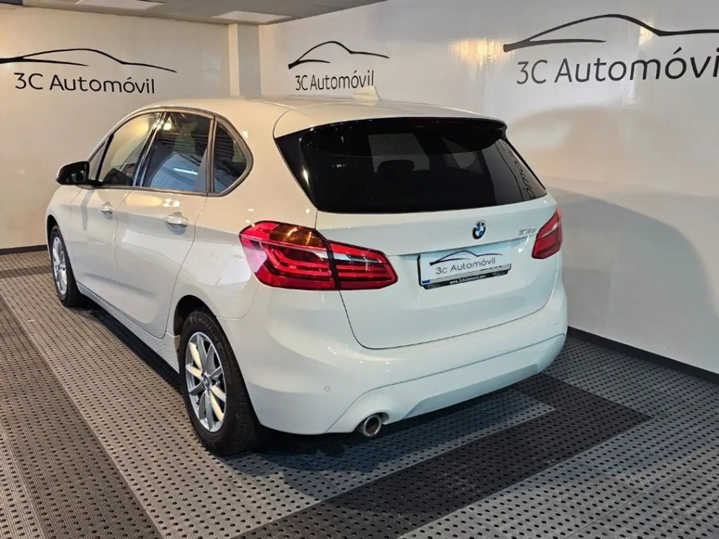 BMW 216 216dA Active Tourer Business Blanco - 2