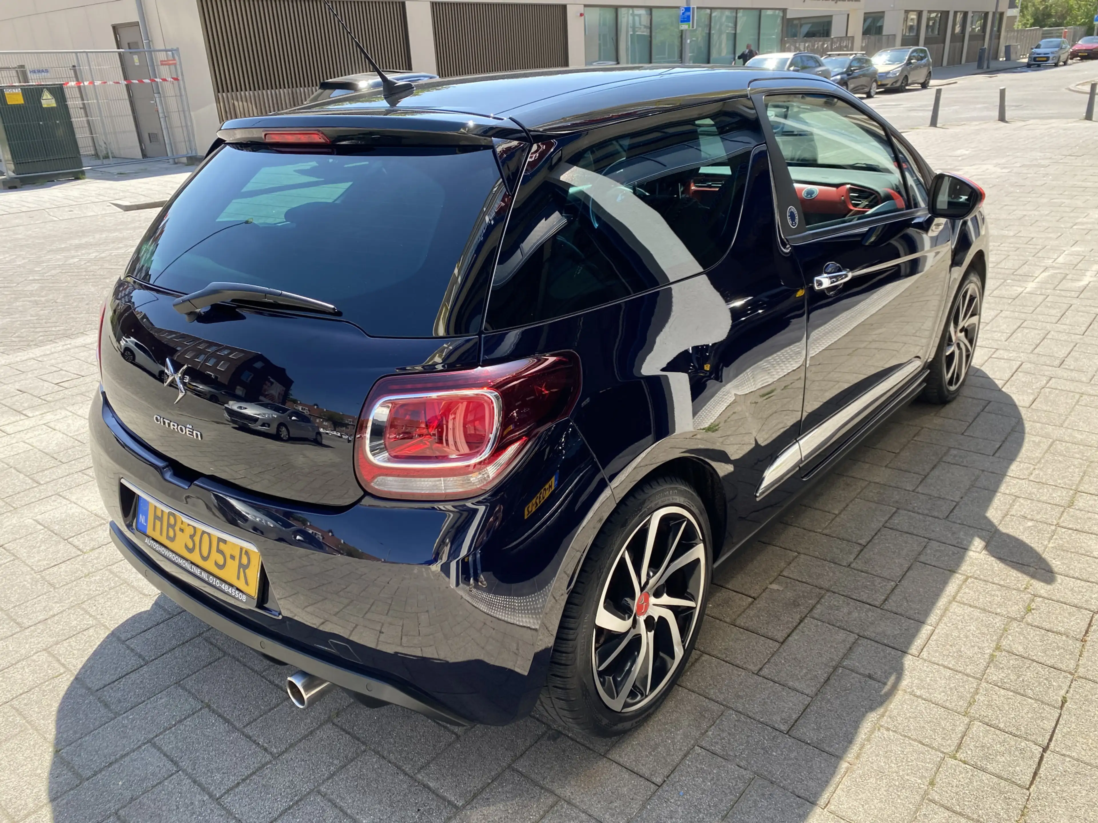 DS Automobiles DS 3 1.2 PureTech Inès de la Fressange NL AUTO/NIEUWSTA — photo 5