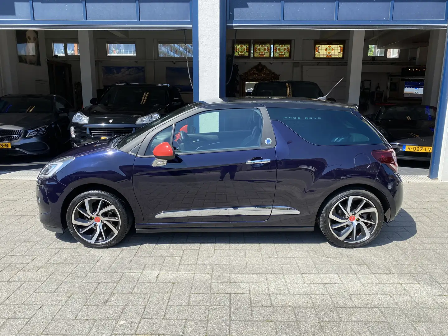 DS Automobiles DS 3 1.2 PureTech Inès de la Fressange NL AUTO/NIEUWSTA Kék - 2
