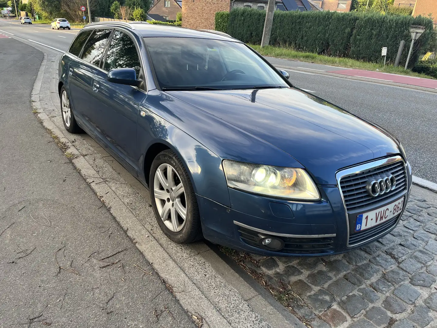 Audi A6 Avant 2.0 Turbo 16v FSI - 2
