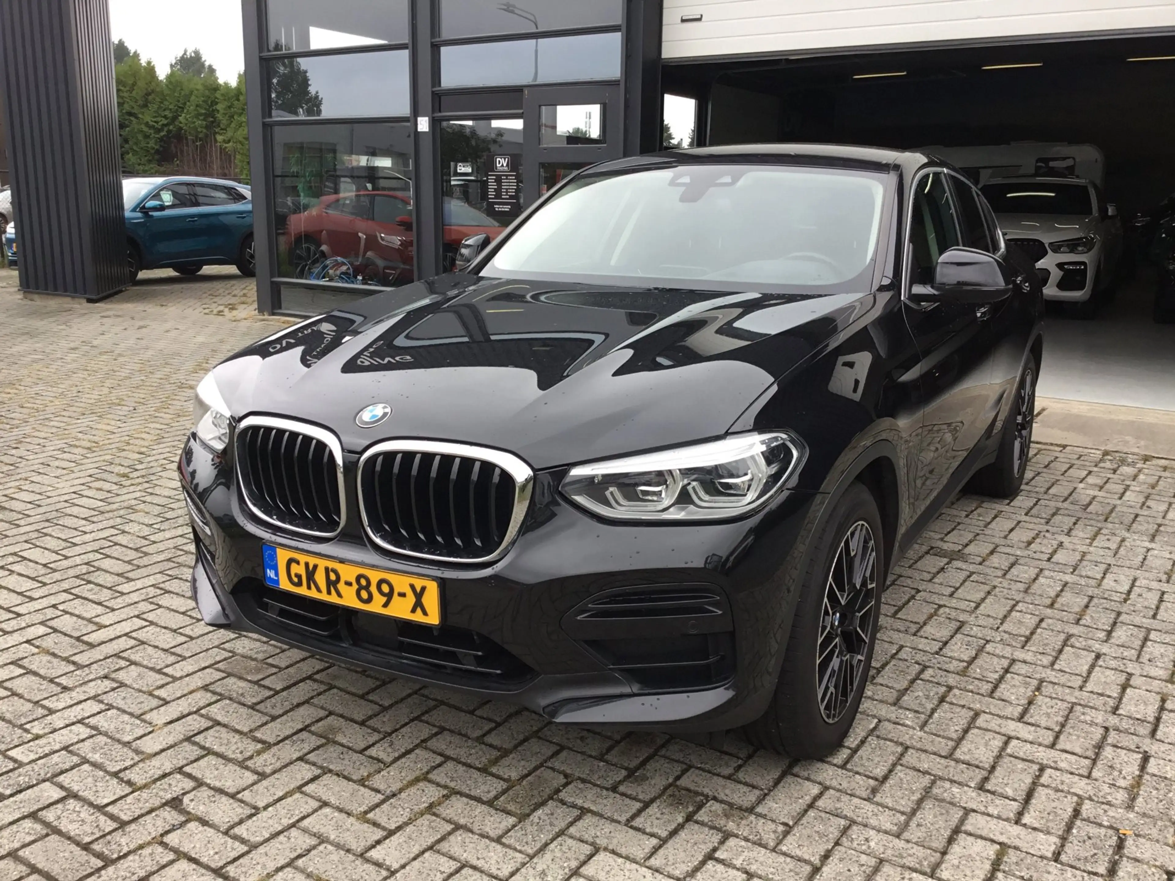 BMW X4 XDrive20i