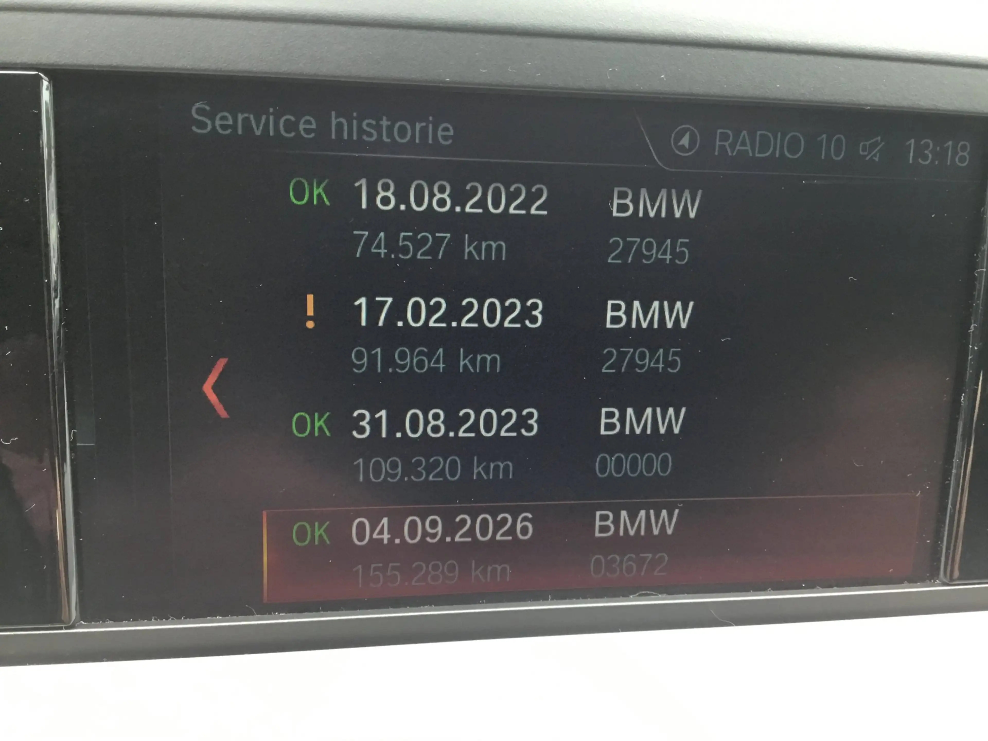 BMW X4 XDrive20i — photo 13