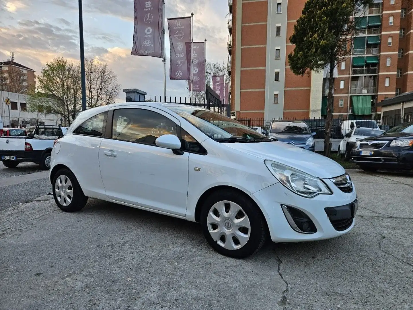 Opel Corsa 1.2 85CV 3 porte GPL-TECH Bianco - 2