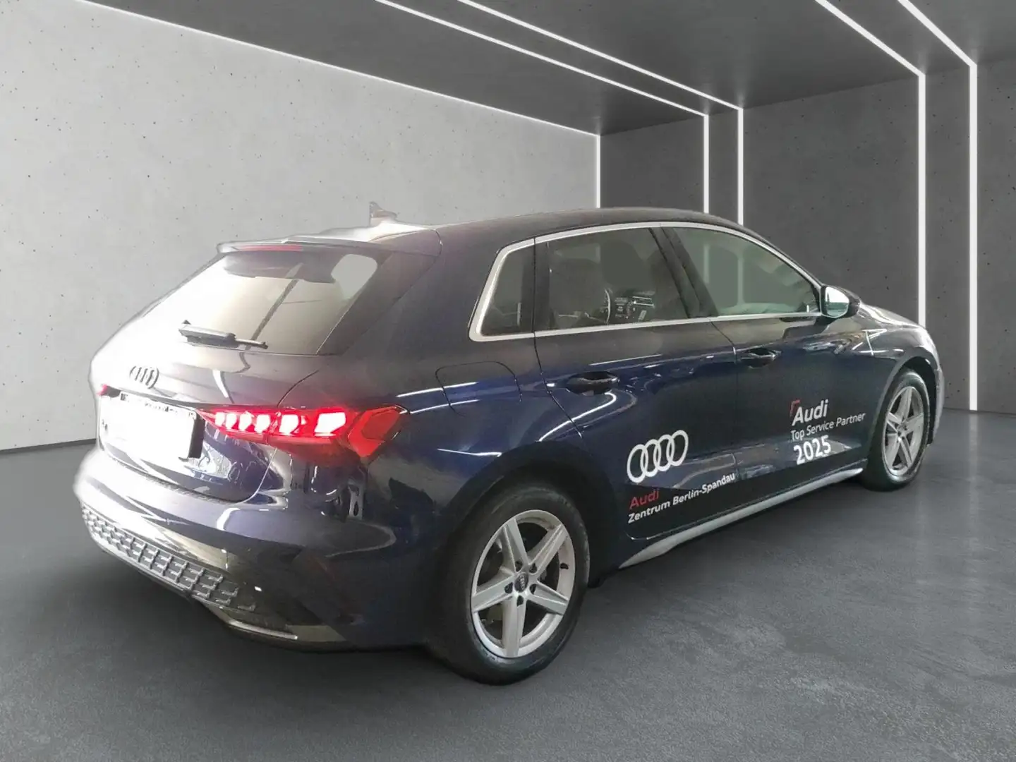 Audi A3 35 TFSI S line S tronic *PANO*ACC* Blau - 2