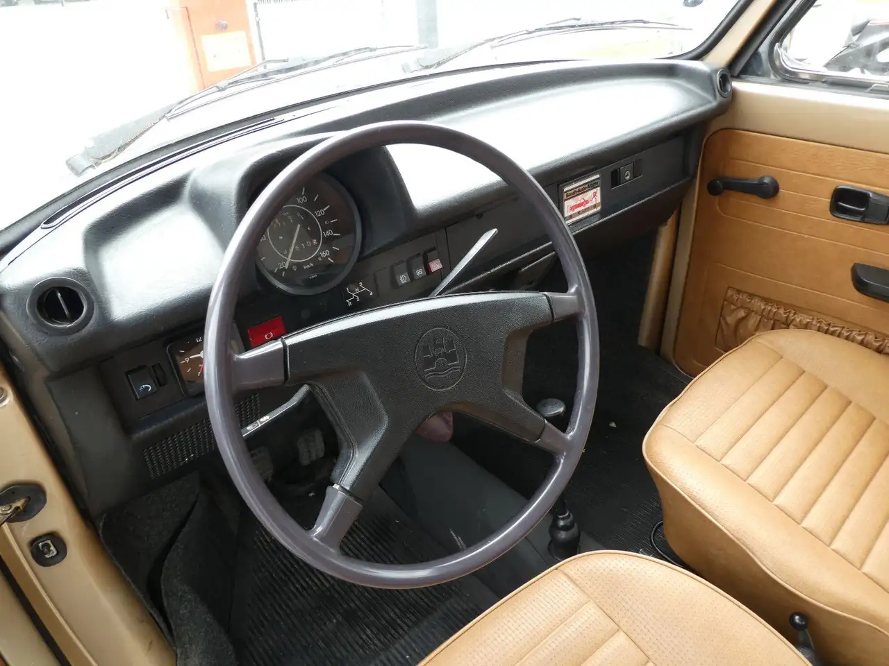 Volkswagen Käfer Cabriolet 1303 Orig 40´km aus Wolfsburg, foto 8