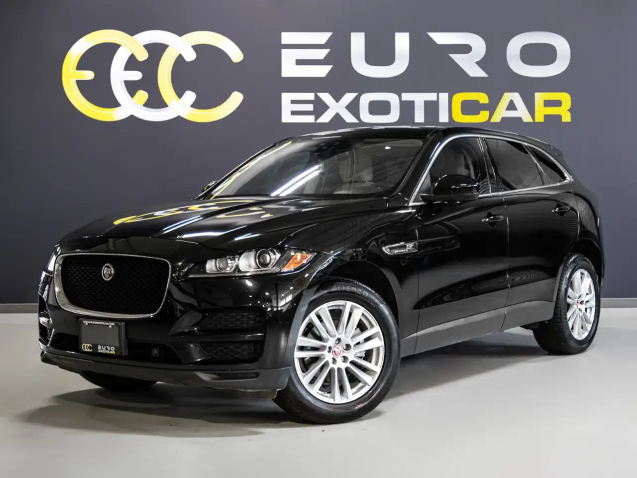 Jaguar F-Pace снимка Jaguar F-Pace