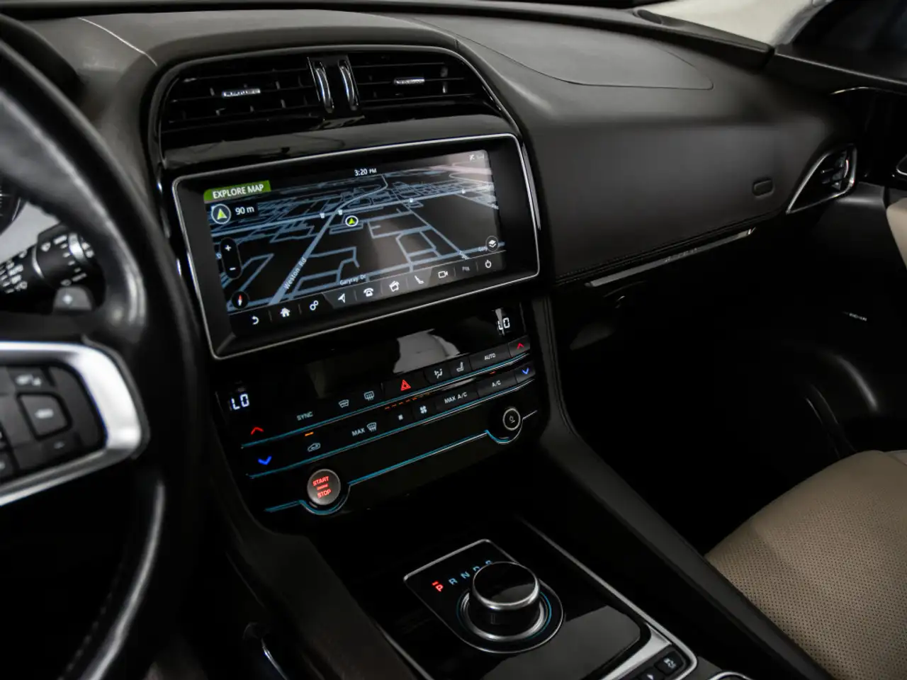 Jaguar F-Pace снимка Jaguar F-Pace