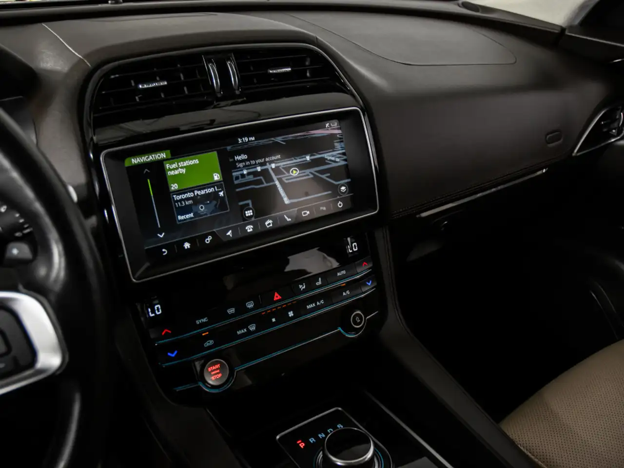 Jaguar F-Pace снимка Jaguar F-Pace