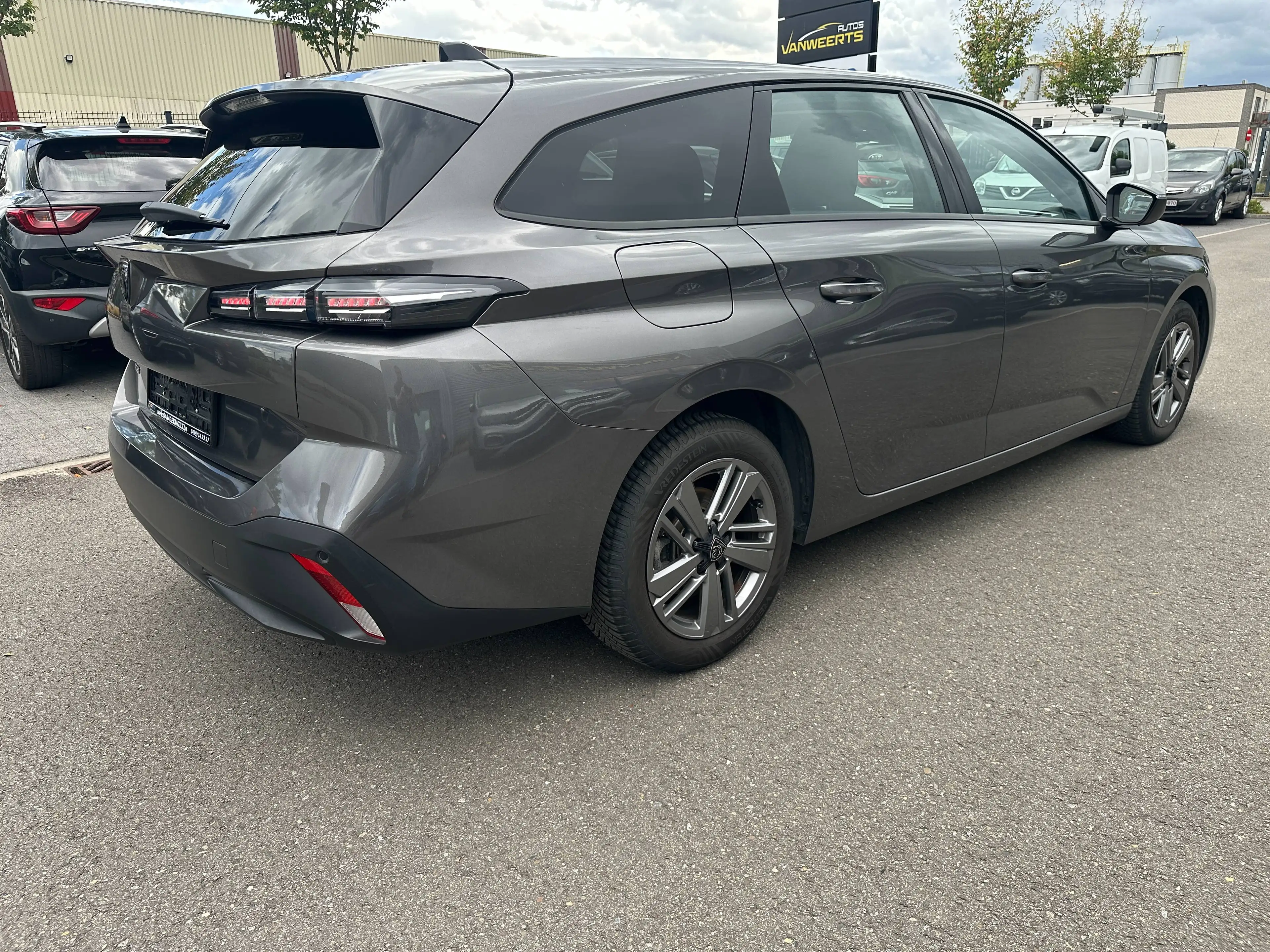 Peugeot 308 break, 1.2 benzine AUTOMAAT, Carplay-Android — photo 4