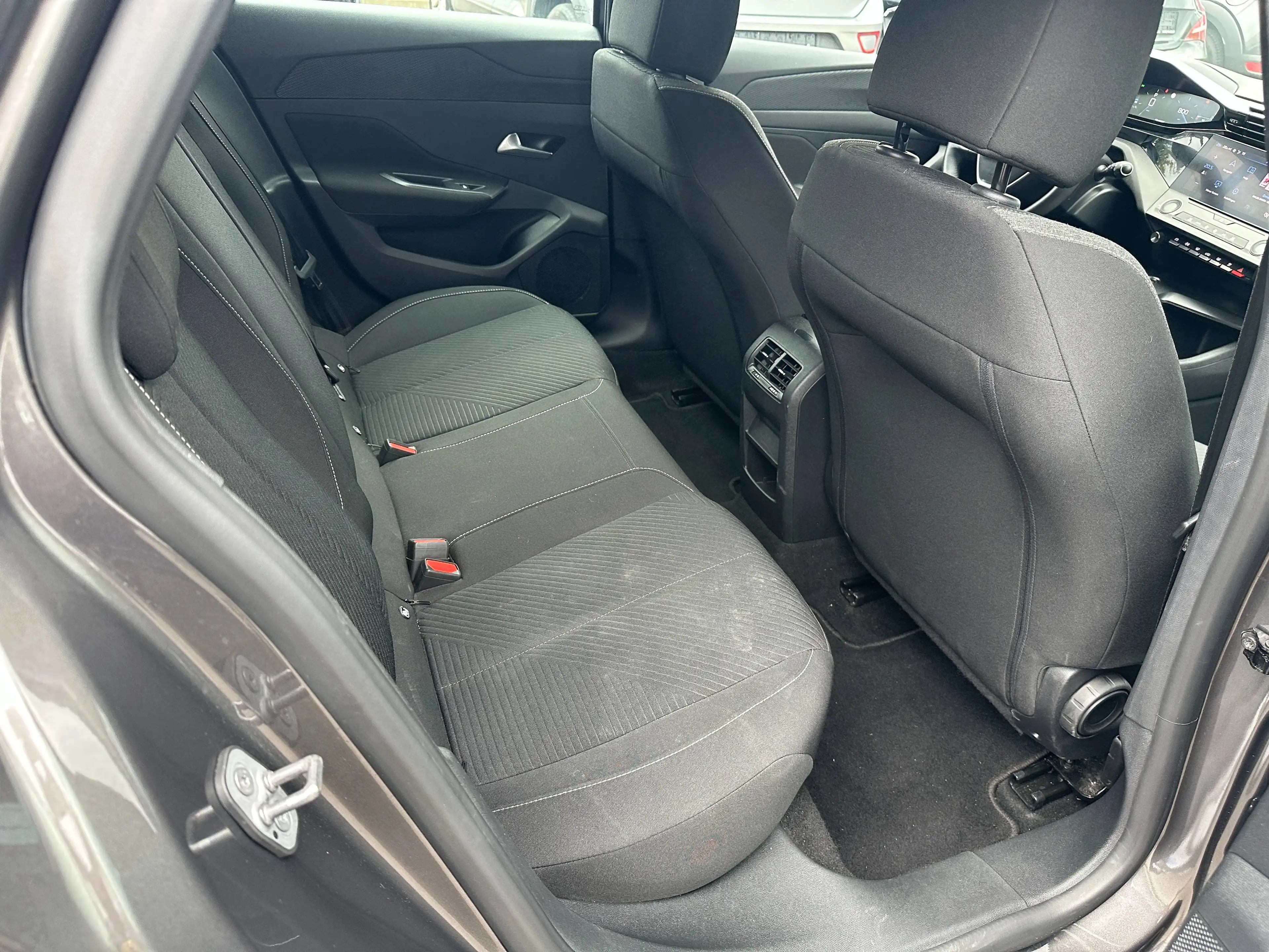Peugeot 308 break, 1.2 benzine AUTOMAAT, Carplay-Android — photo 9