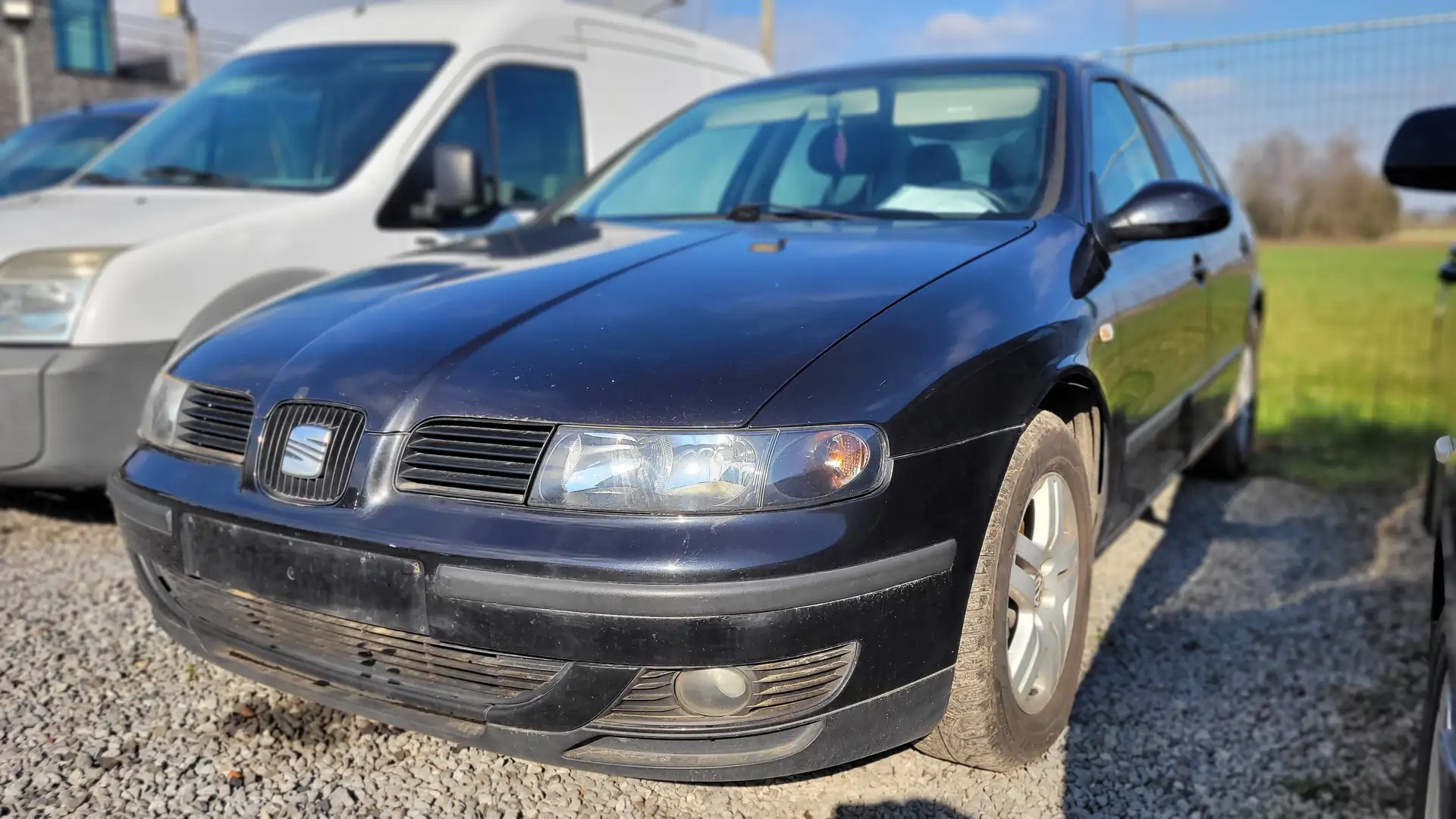SEAT Toledo 1.6i 161000km AIRCO TREKHAAK euro 4 2004 Zwart - 2